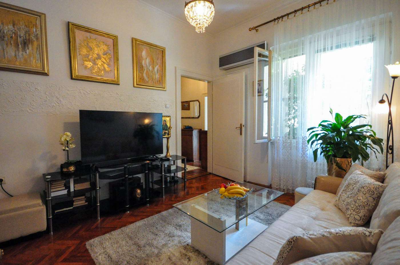 Квартира, 1076 м², 340 159$ — FAKTOR